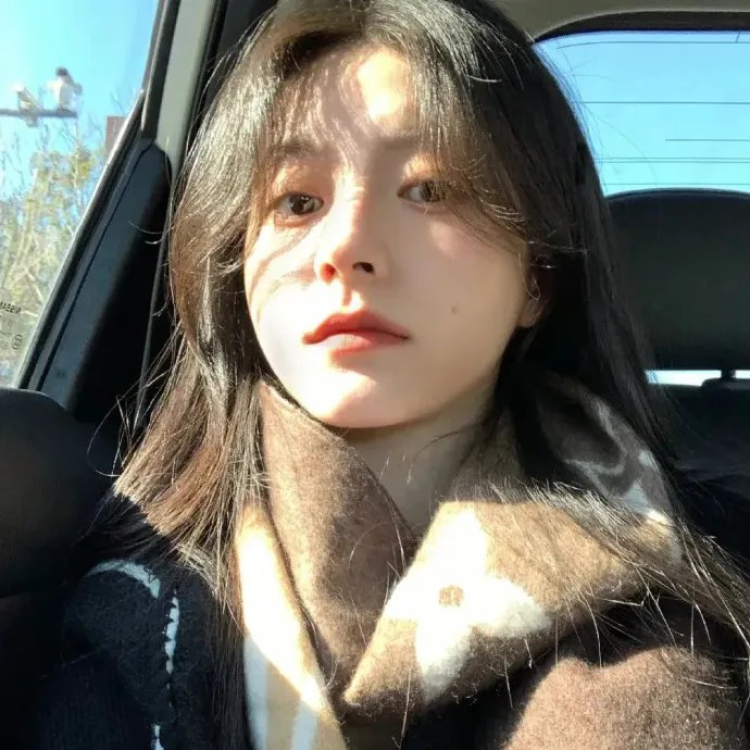 疯狗与格拉瑞小姐